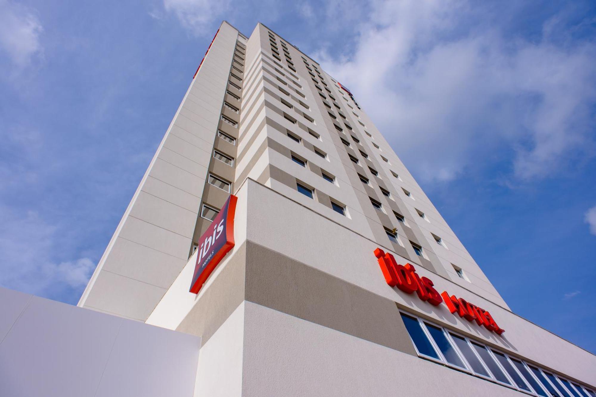 Ibis Centro De Eventos 3*