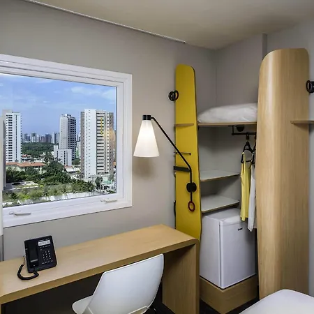 Ibis Centro De Eventos Hotel 3*